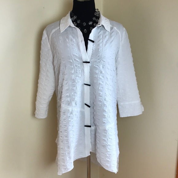 Chico's Tops - Chico’s travelers collection tunic